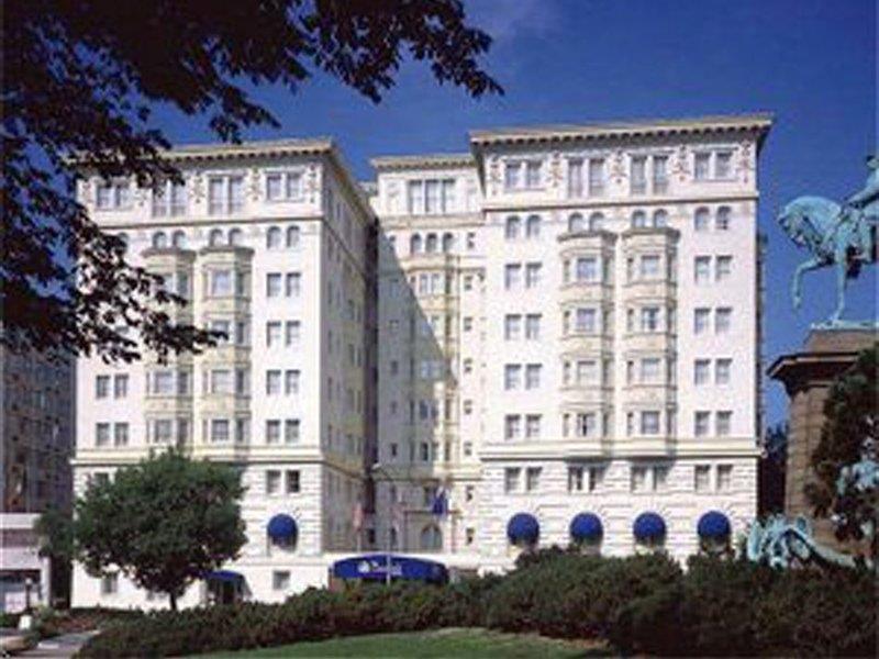 The Churchill Hotel Near Embassy Row Washington Exterior foto